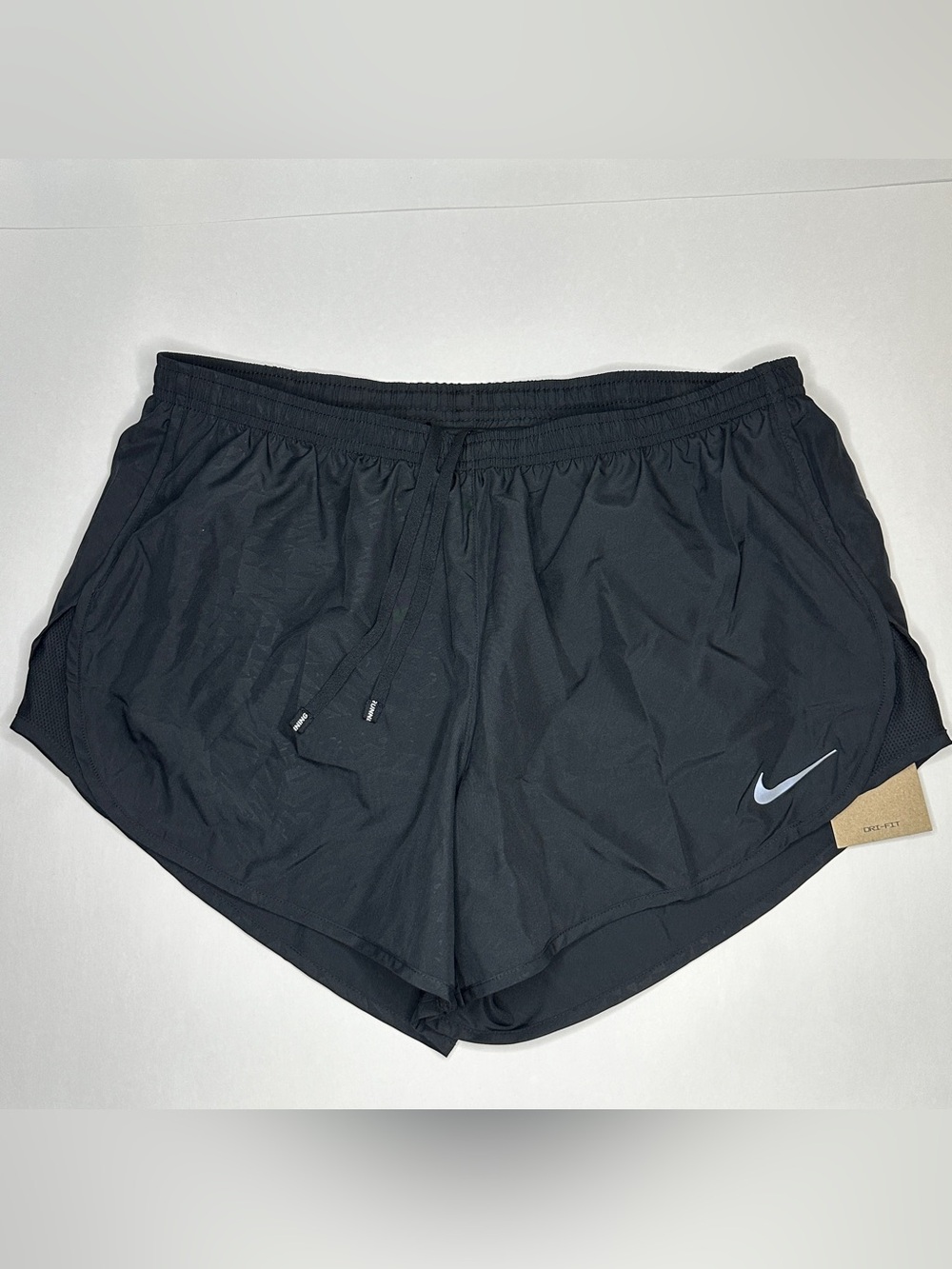 Nike NWT Women’s Black Dri-FIT Tempo Running Shorts Zip Pocket Large